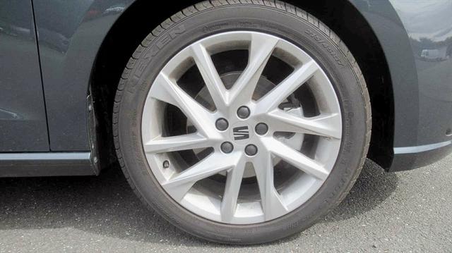 Seat Ibiza - V FR 1,0 TSI DSG DAB LED NAVI PDC SHZ TOUCH VIRTUAL