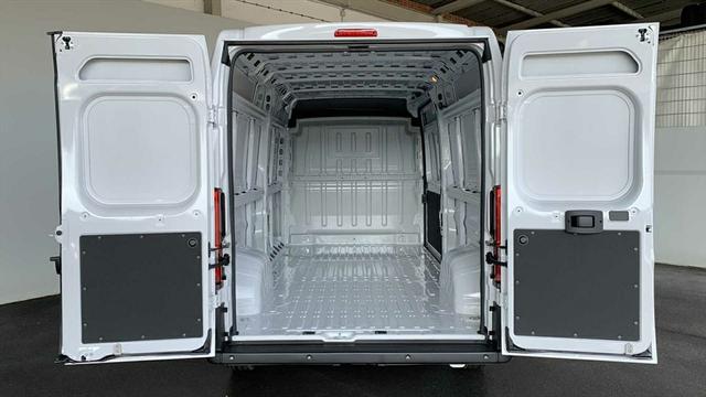 Fiat Ducato - III 2,2 HDI 3-Sitze L3H2 DAB KLIMA PDC TEMPOMAT