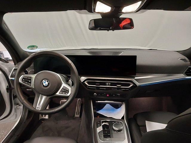 BMW 3er Touring - 330 i xDrive M Sport*UPE 72.010*AHK*Pano