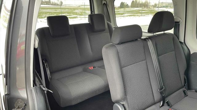 Volkswagen Caddy IV 2,0 TDI DSG Maxi 7- Sitzer AHK KA NAVI SHZ TOUCH 