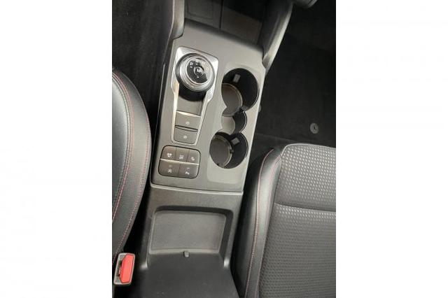 Ford Focus 4-Türer Limousine ST-Line 1.5 EcoBoost *NAVI*LED*PDC*Kamera*Klima* 