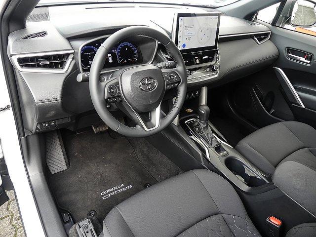 Toyota Corolla Cross digitales Cockpit LED Scheinwerferreg. ACC Apple CarPlay Android Auto Mehrzonenklima 