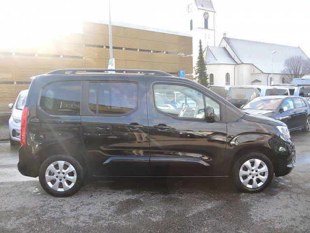 Opel Combo Life 1.2 S/S Autom. Ultimate 