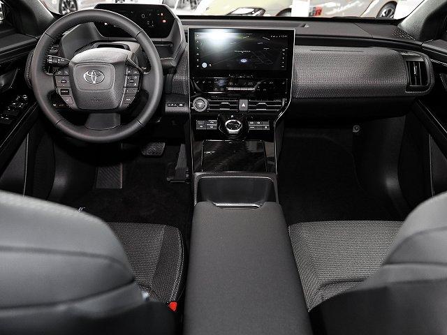 Toyota bZ4X FWD Navi 360 Kamera LED El. Heckklappe Apple CarPlay Android Auto Mehrzonenklima 