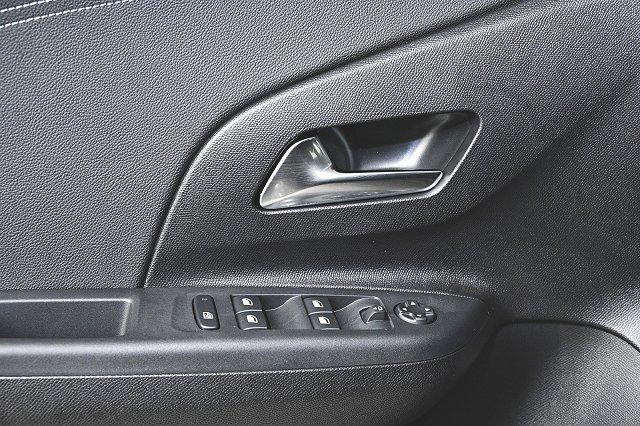Opel Corsa ELEGANCE 1.5 Diesel+NAVI+PG+R-KAM+SHZ+KLIMAAUTO 