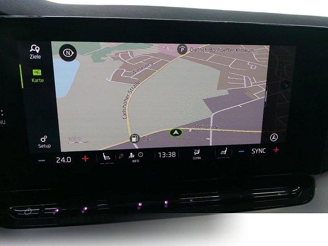 Skoda Octavia Combi 2.0 TDI DSG Style Navi Klima LED Pano AHK LM 