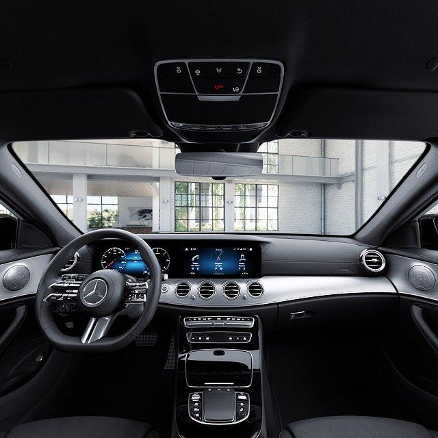 Mercedes-Benz E-Klasse E 200 d T AMG Sport AHK LED Navi Kamera Sounds. 