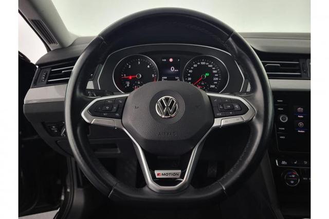 Volkswagen Passat Variant Business 2.0 TDI 4Motion *AHK*NAVI*ACC*LED*SHZ* 