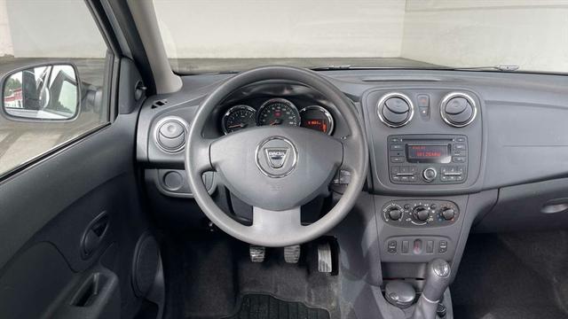 Dacia Logan II 1,2 AHK KLIMA RADIO NEBEL 