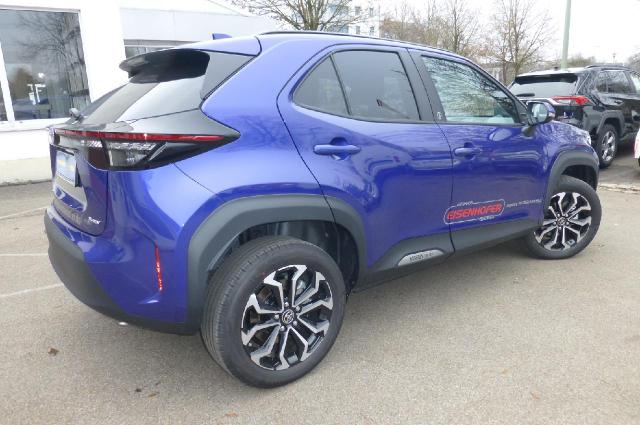 Toyota Yaris Cross Hybrid FWD Team Deutschland 
