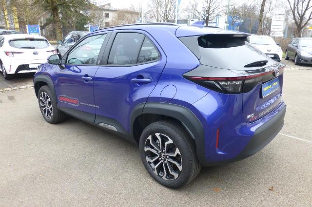 Toyota Yaris Cross Hybrid FWD Team Deutschland 