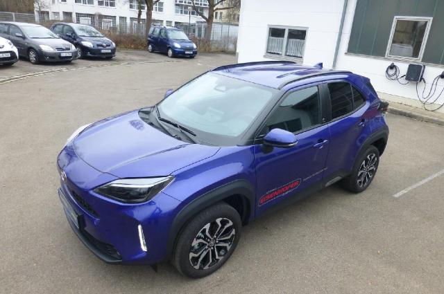 Toyota Yaris Cross Hybrid FWD Team Deutschland 