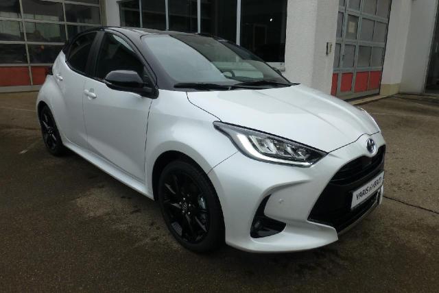 Toyota Yaris Hybrid Style 