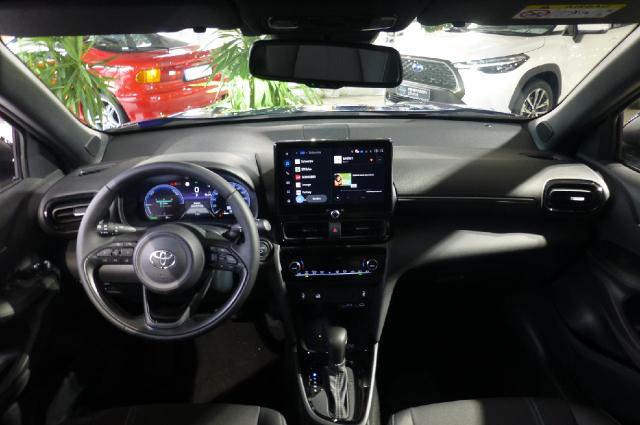 Toyota Yaris Cross Hybrid AWD - Executive 