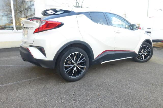 Toyota C-HR Hybrid Lounge 