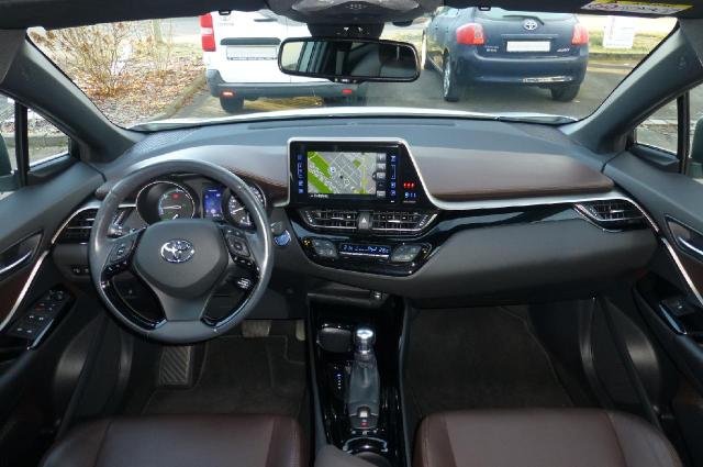 Toyota C-HR Hybrid Lounge 