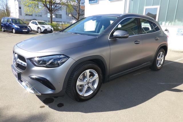 Mercedes-Benz GLA - 250 4Matic