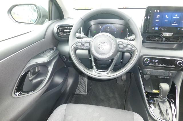 Toyota Yaris Hybrid Teamplayer 