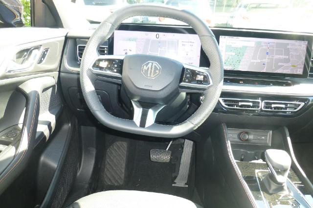 MG HS 1.5 Hybrid+ 165 kW Luxury 