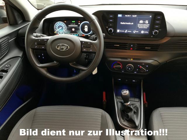 Hyundai i20 1.0 7AT MJ20 Navi Klima S.Hzg R.Cam P.Sens Alu16 