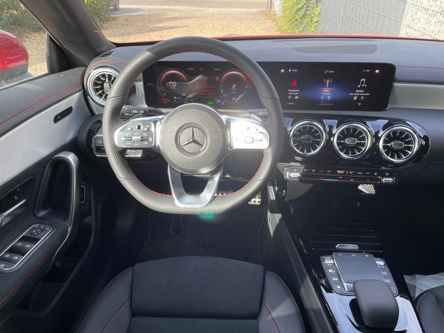 Mercedes-Benz CLA Shooting Brake e SB AMG Line AHK 
