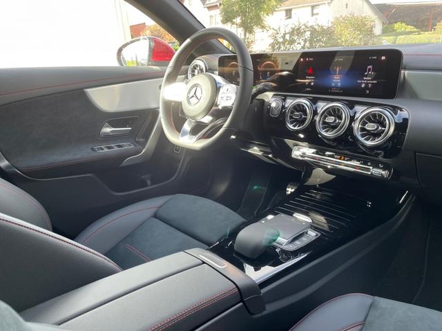 Mercedes-Benz CLA Shooting Brake e SB AMG Line AHK 