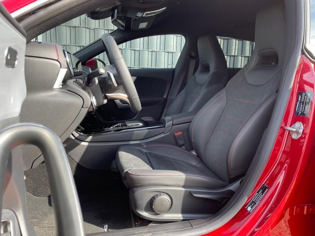 Mercedes-Benz CLA Shooting Brake e SB AMG Line AHK 