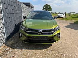 Volkswagen Taigo - 1.0 TSI R-Line Keyless APP ACC SHZ