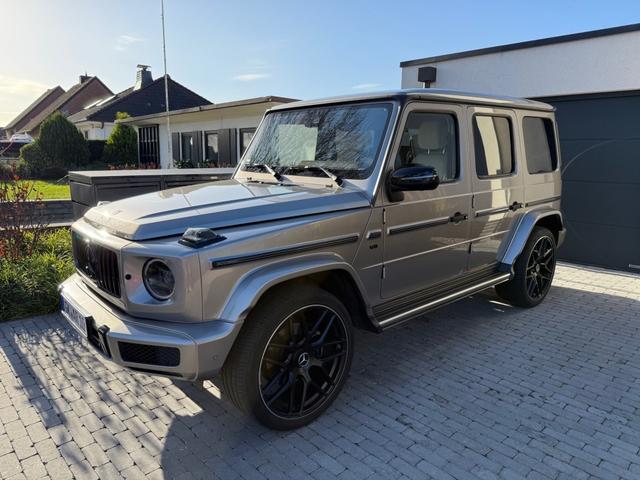 Mercedes-Benz G-Klasse - V8 AMG Night 23"