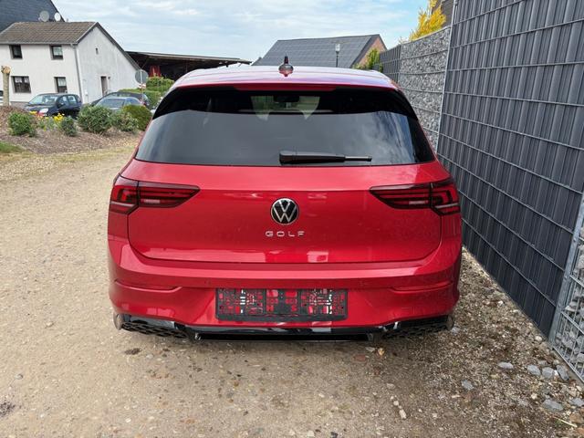 Volkswagen Golf 1.5 TSI R-Line Limited 18" Keyless 
