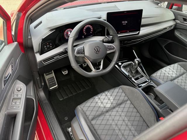 Volkswagen Golf 1.5 TSI R-Line Limited 18" Keyless 