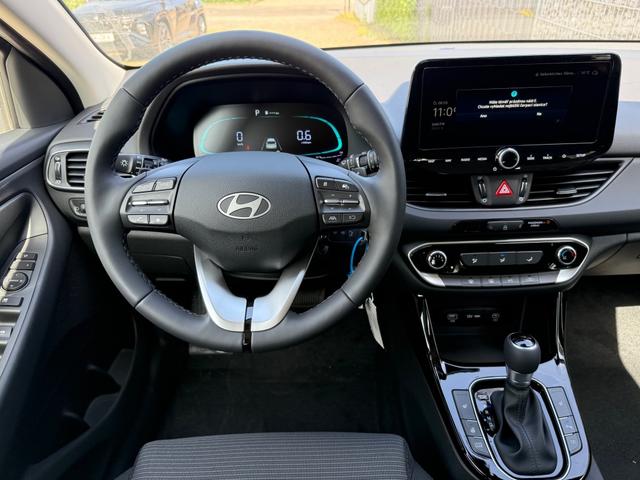 Hyundai i30 Kombi 1.5 T-GDI 48V DCT Smart Sitzheizung 