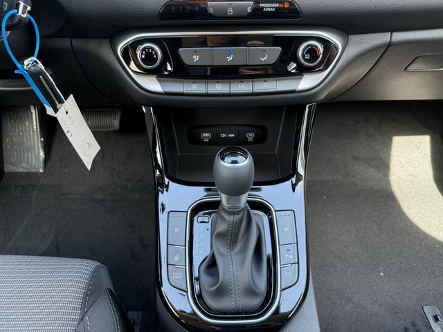 Hyundai i30 Kombi 1.5 T-GDI 48V DCT Smart Sitzheizung 
