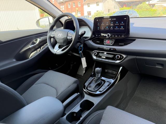 Hyundai i30 Kombi 1.5 T-GDI 48V DCT Smart Sitzheizung 