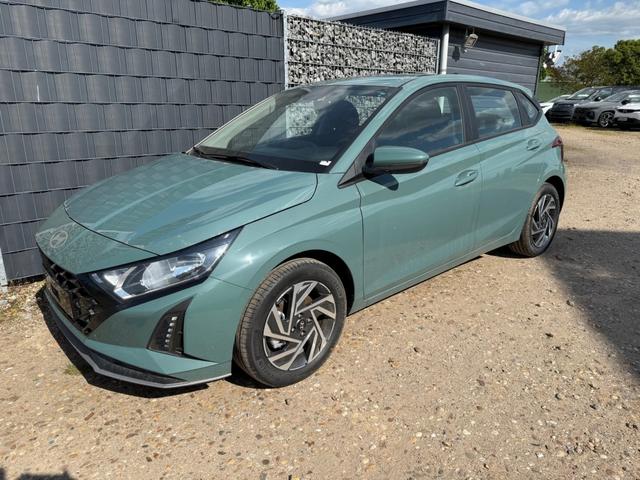 Hyundai i20 - 1.0 T DCT NAVI SHZ Alu16" PDC/CAM