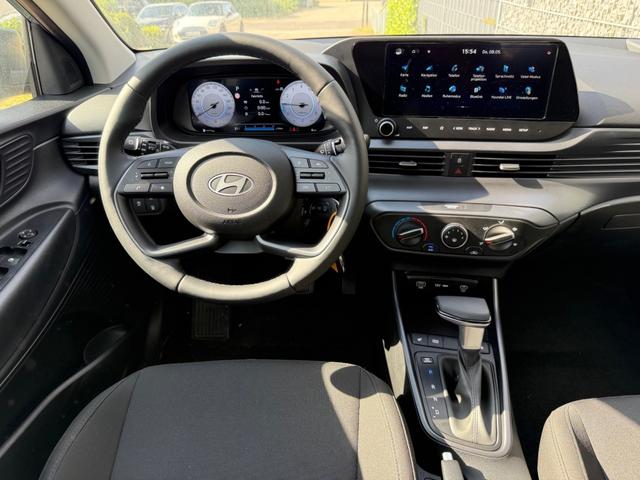 Hyundai i20 1.0 T DCT NAVI SHZ Alu16" PDC/CAM 