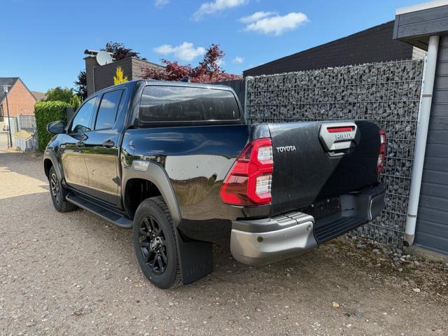 Toyota Hilux Double Cab 2.8 D4D 48V AT Invincible Lager 
