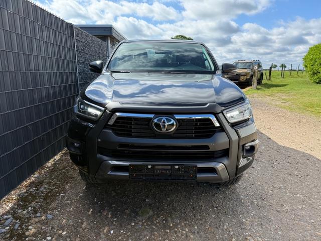 Toyota Hilux Double Cab - 2.8 D4D 48V AT Invincible Lager