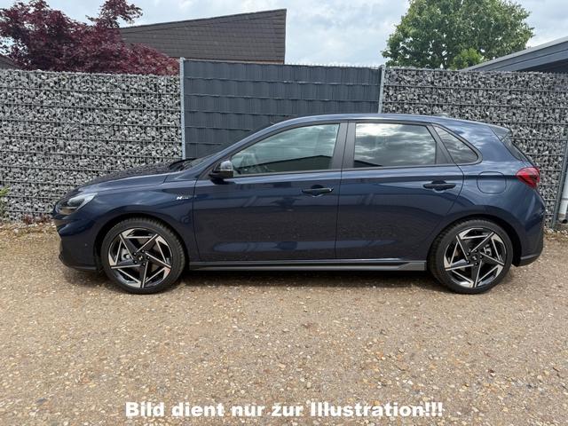 Hyundai i30 1.5i CVVT Smart 