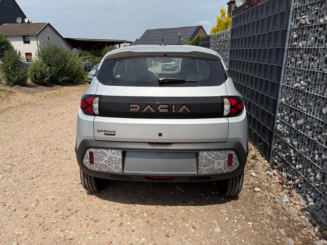 Dacia Spring Electric 65 MJ25 Extreme CCS Navi Lager 