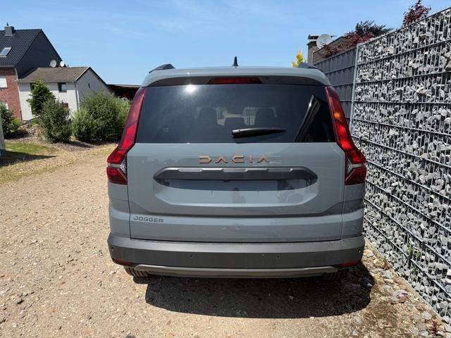 Dacia Jogger TCE 110 Extreme Keyless Totwinkel SHZ 