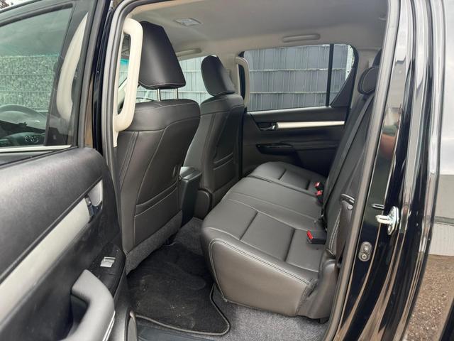 Toyota Hilux Double Cab 2.8 48V AT Leder APP SHZ CAM 