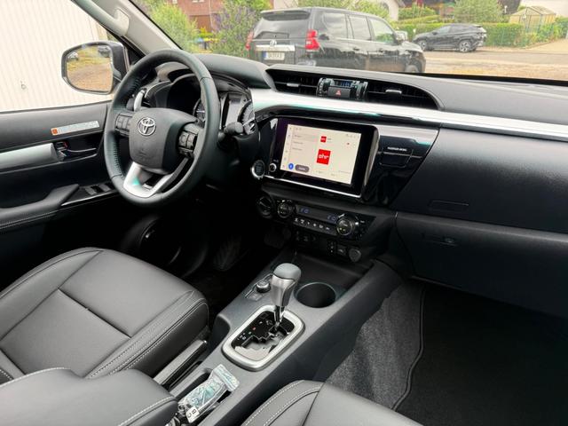 Toyota Hilux Double Cab 2.8 48V AT Leder APP SHZ CAM 