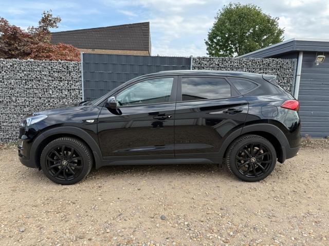 Hyundai TUCSON 1.6 T-GDI DCT Navi Kamera 19" Allwetter 
