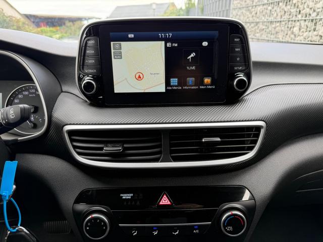 Hyundai TUCSON 1.6 T-GDI DCT Navi Kamera 19" Allwetter 