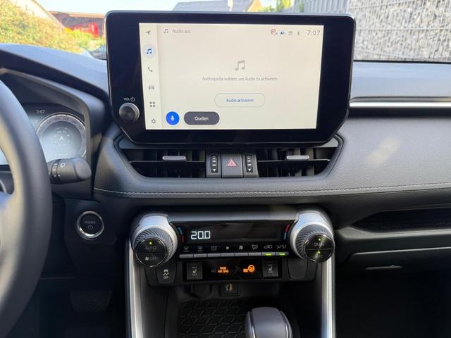 Toyota RAV4 2.5 Hybrid 4x4 APP ACC SHZ Alu18" 