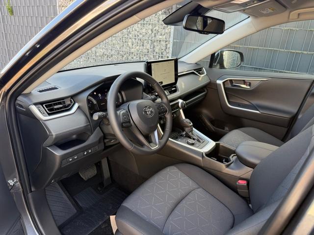 Toyota RAV4 2.5 Hybrid 4x4 APP ACC SHZ Alu18" 