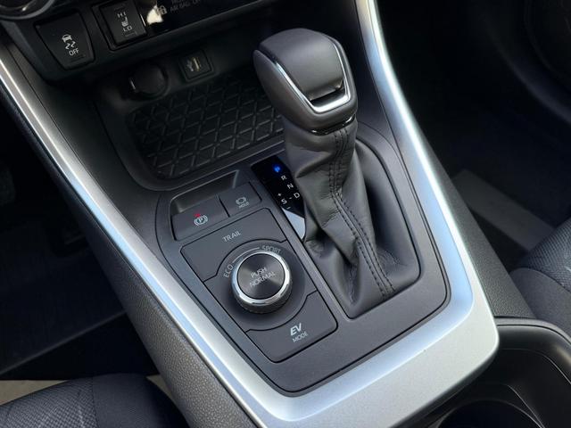 Toyota RAV4 2.5 Hybrid 4x4 APP ACC SHZ Alu18" 