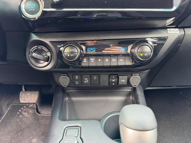 Toyota Hilux 2.8 48V AT 4WD APP ACC CAM SHZ 