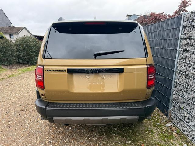 Toyota Land Cruiser 2.8 D-4D AT 5-S First Edition Pano 